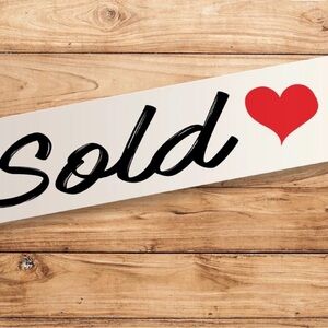 SOLD ON RR Kate Spade Crossbody, Authenticated on another site. See all photos.